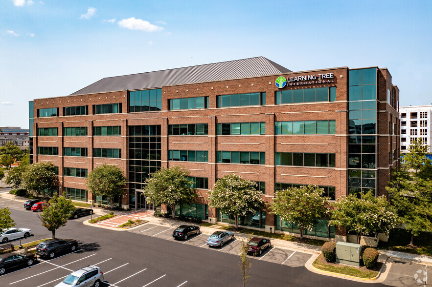 13650 Dulles Technology Dr, Herndon, VA for rent - Building Photo - Image 2 of 6