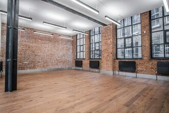 65-69 East Rd, London to rent Interior Photo- Image 1 of 4