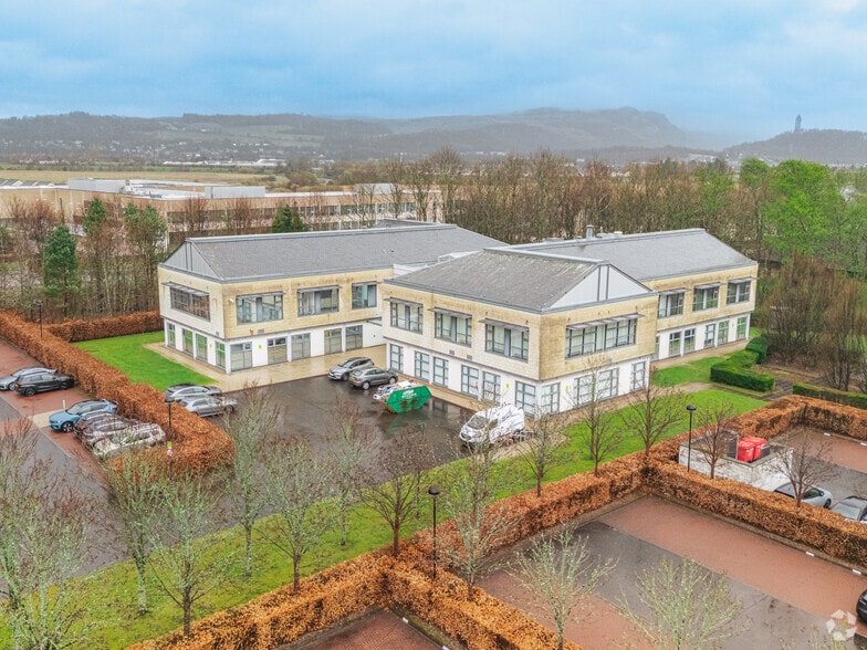 Greenwell Rd, Stirling to rent - Primary Photo - Image 1 of 2