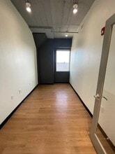 222 N Expressway, Brownsville, TX to rent Interior Photo- Image 2 of 9