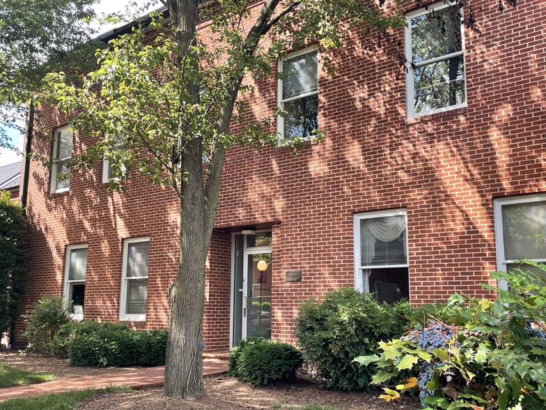 4232 King St, Alexandria, VA for sale - Building Photo - Image 1 of 8