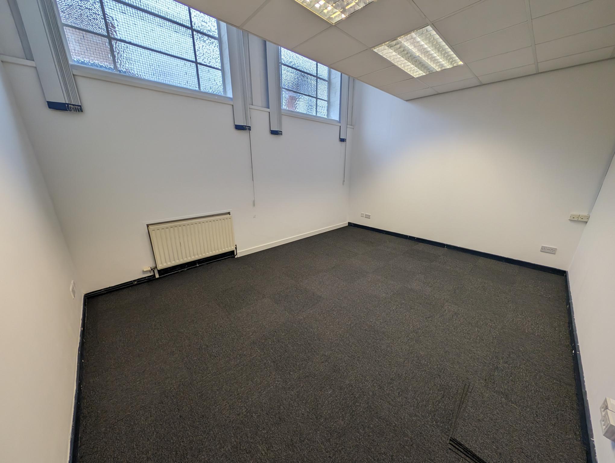 Bridge St, Macclesfield to rent Interior Photo- Image 1 of 2