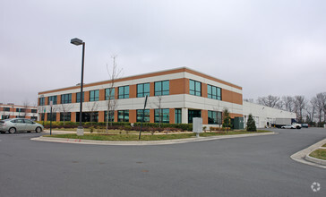 43720 Trade Center Pl, Sterling, VA for rent Building Photo- Image 1 of 5