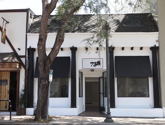 738 N Highland Ave, Los Angeles, CA for sale - Building Photo - Image 1 of 1