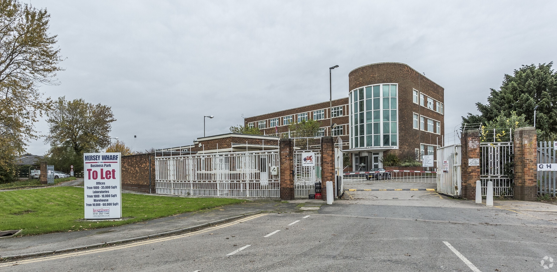 Dock Rd S, Wirral CH62 4SU UK