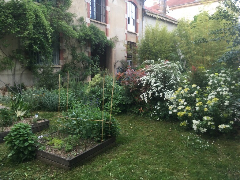 3 Chemin De Taffignon, Chaponost for sale - Building Photo - Image 2 of 14