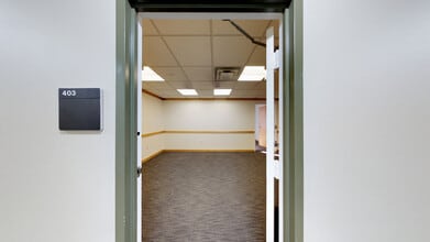 7777 Leesburg Pike, Falls Church, VA to rent Interior Photo- Image 1 of 4