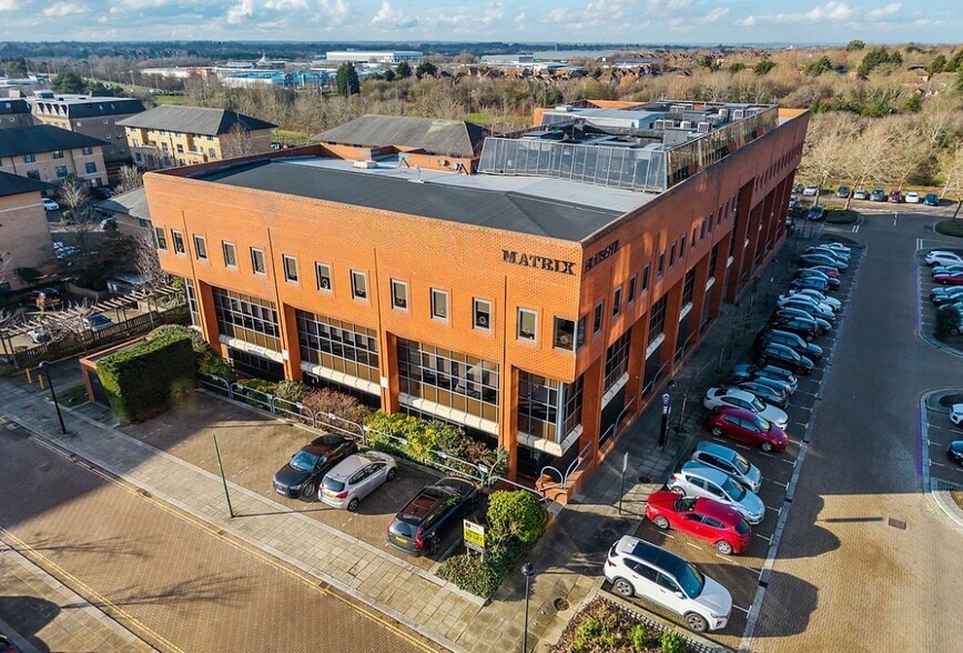 2 North Fourth St, Milton Keynes to rent - Building Photo - Image 3 of 4