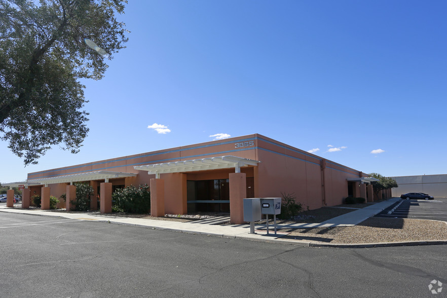 3865 E 34th St, Tucson, AZ for rent - Primary Photo - Image 1 of 10