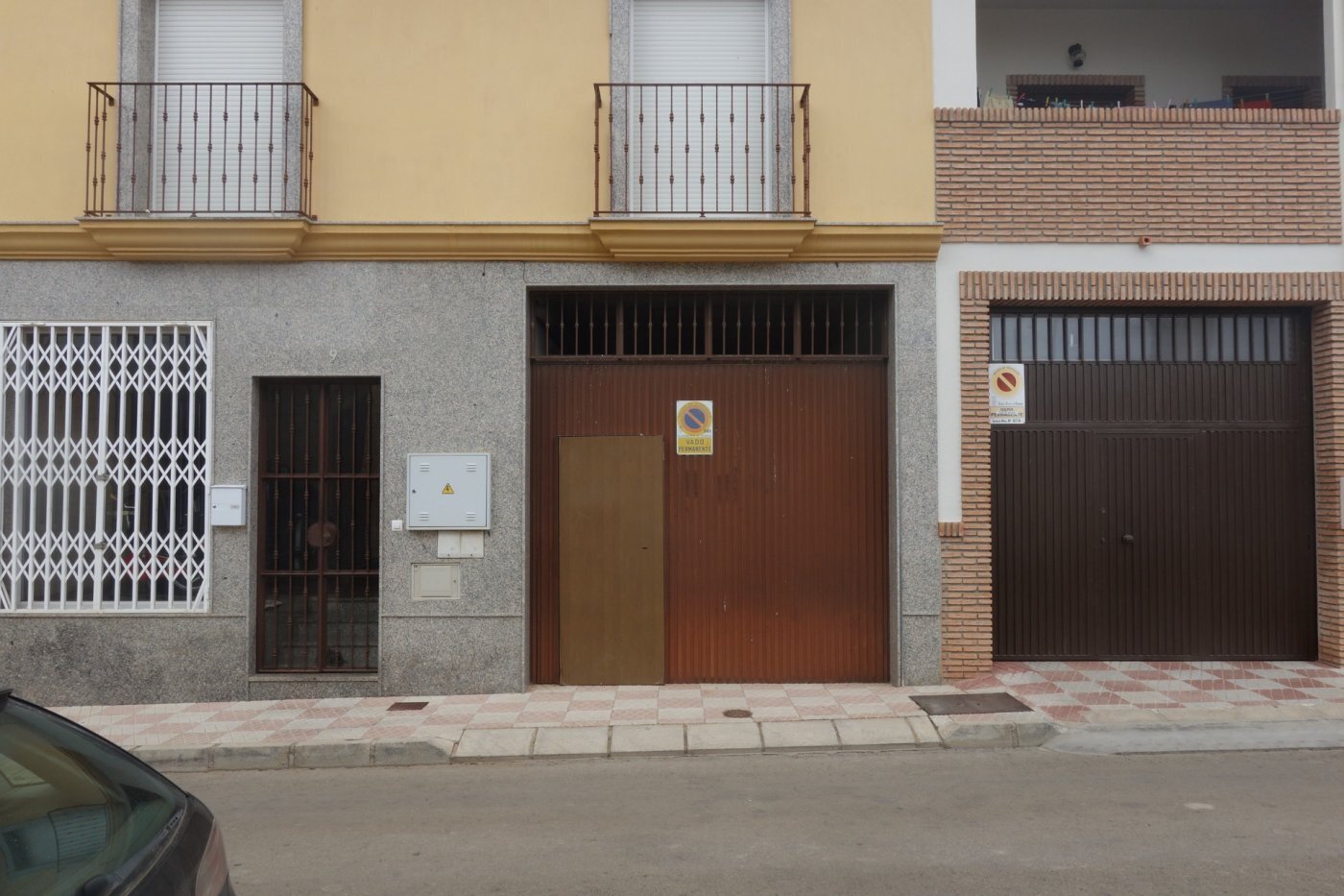 Retail in Herrera for sale Building Photo- Image 1 of 14
