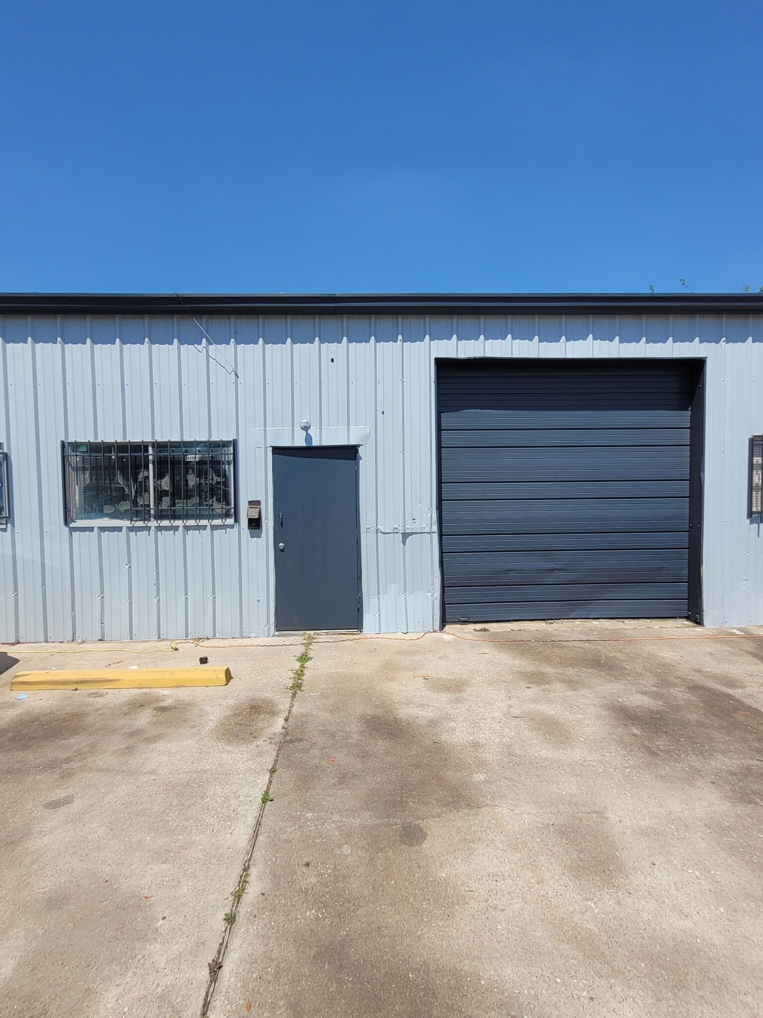 7676 N I-45, Houston, TX to rent Building Photo- Image 1 of 4