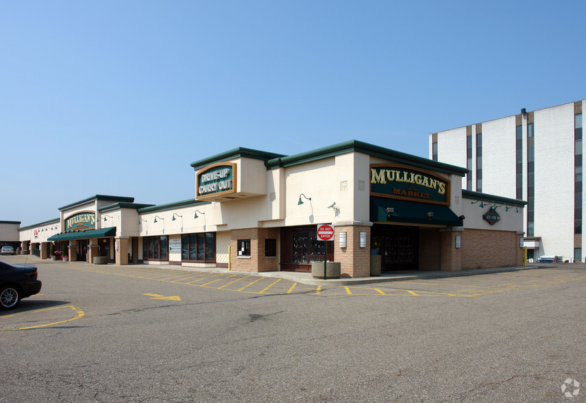 4080 Belden Village Ave NW, Canton, OH for sale - Primary Photo - Image 1 of 1