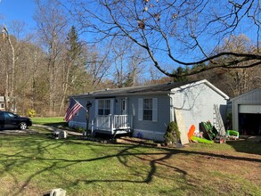 10 Dawn Ln, Pleasant Valley, NY for sale Building Photo- Image 1 of 1