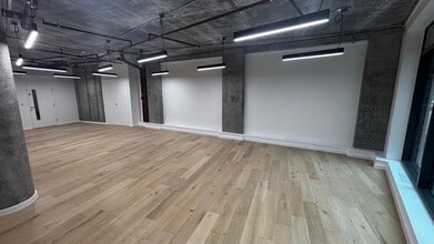 2-16 Bayford St, London to rent Interior Photo- Image 2 of 14