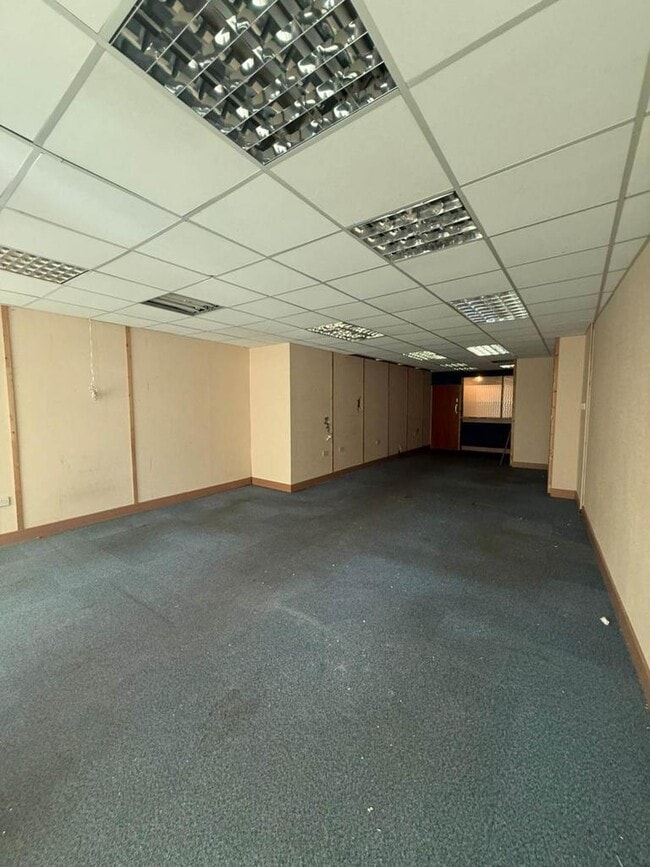 More details for 19 Woodthorpe Rd, Ashford - Retail to Rent