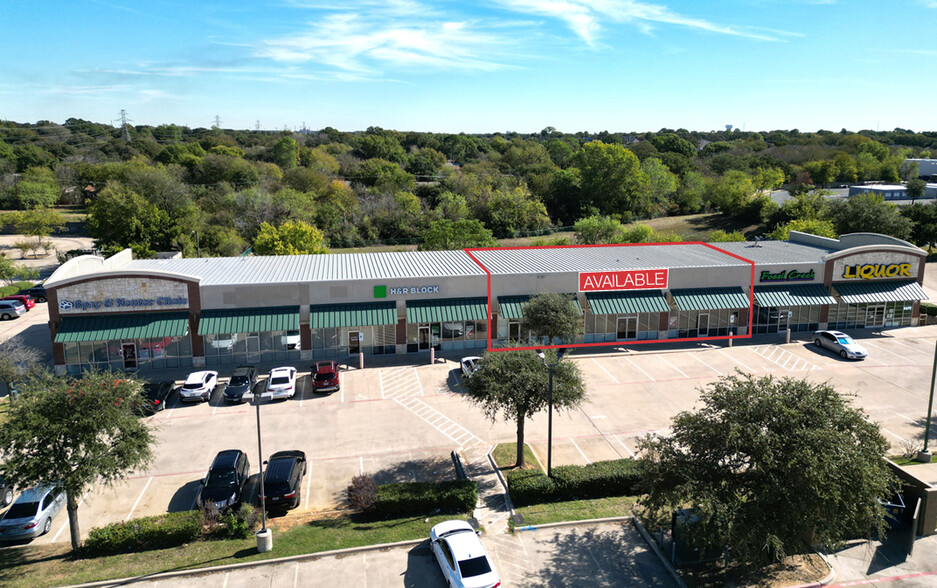 1850-1856 Precinct Line Rd, Hurst, TX for rent - Building Photo - Image 1 of 8