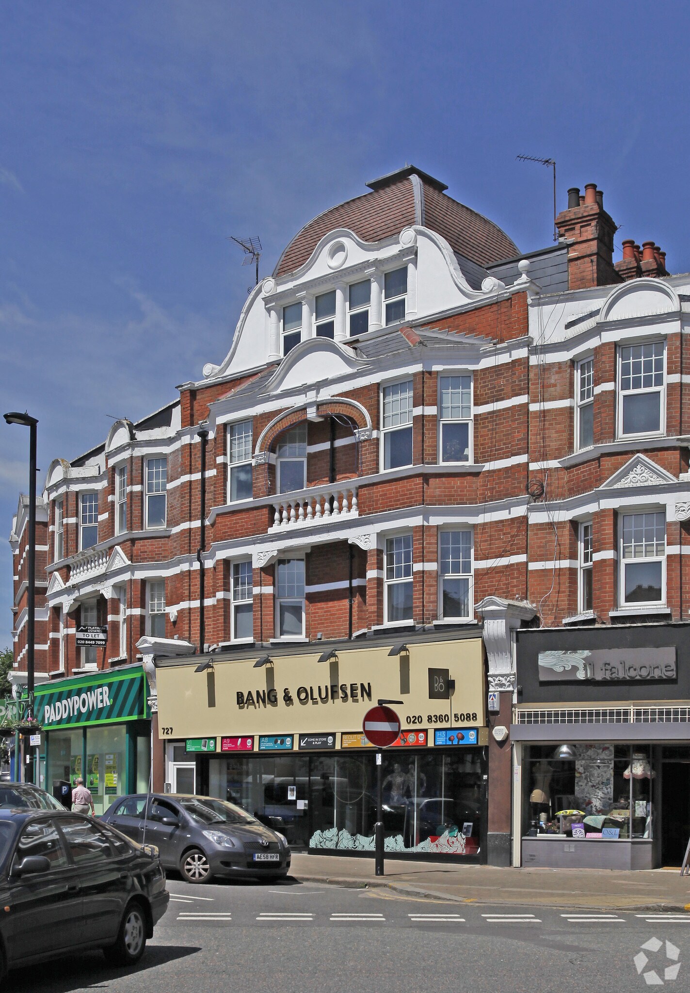 727 Green Lanes, London for sale Primary Photo- Image 1 of 1