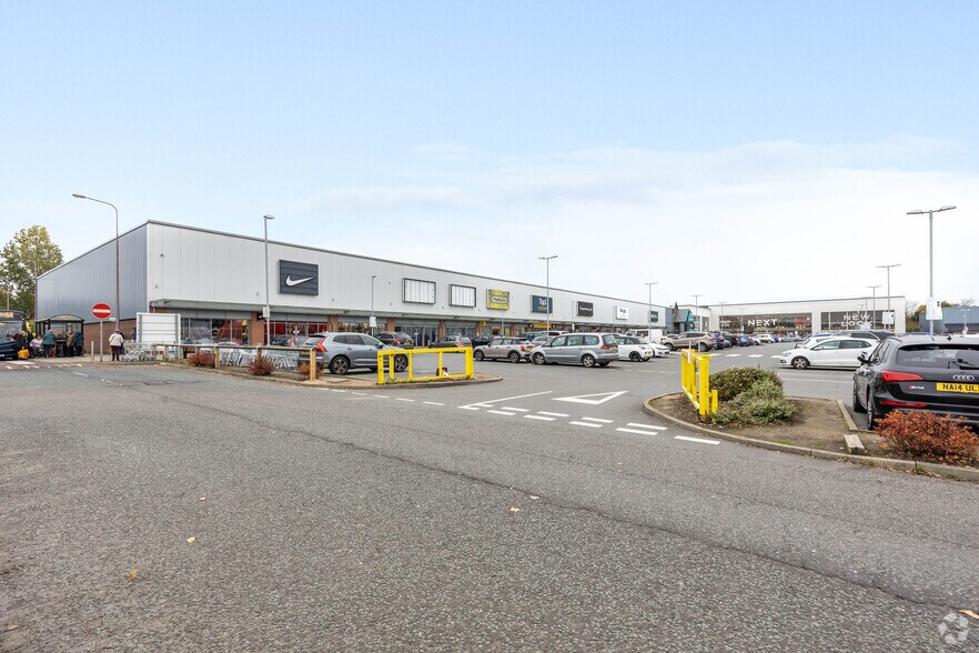 Abbey Rd, Pity Me for sale - Primary Photo - Image 1 of 1