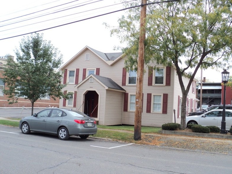 16 Water St, Wellsboro, PA for sale - Primary Photo - Image 1 of 1