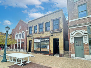 6170 Delmar Blvd, Saint Louis, MO for rent Building Photo- Image 1 of 5