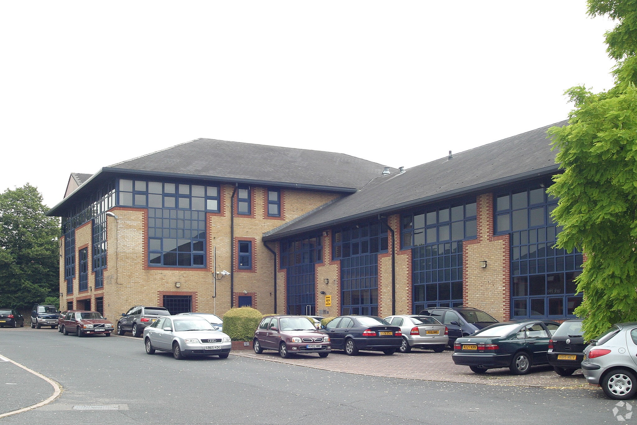 Cambridge Rd, Harlow to rent Primary Photo- Image 1 of 5