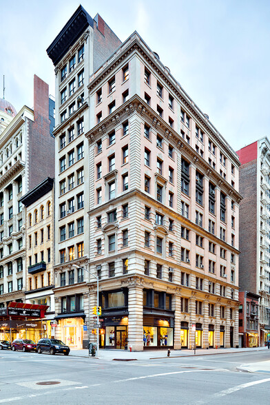 135 Fifth Ave, New York, NY for sale - Building Photo - Image 1 of 1