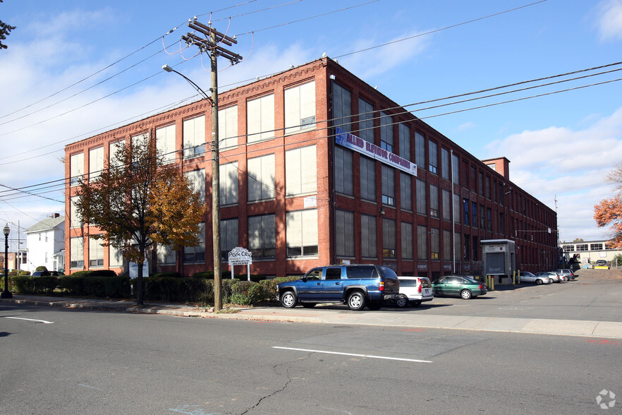 1225 Connecticut Ave, Bridgeport, CT for sale - Primary Photo - Image 1 of 1