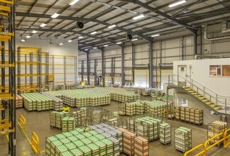 9 Poplar Way E, Avonmouth to rent Interior Photo- Image 1 of 3