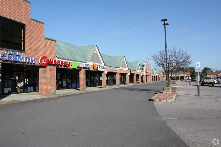 1770 Central Ave, Colonie, NY for rent - Building Photo - Image 3 of 4