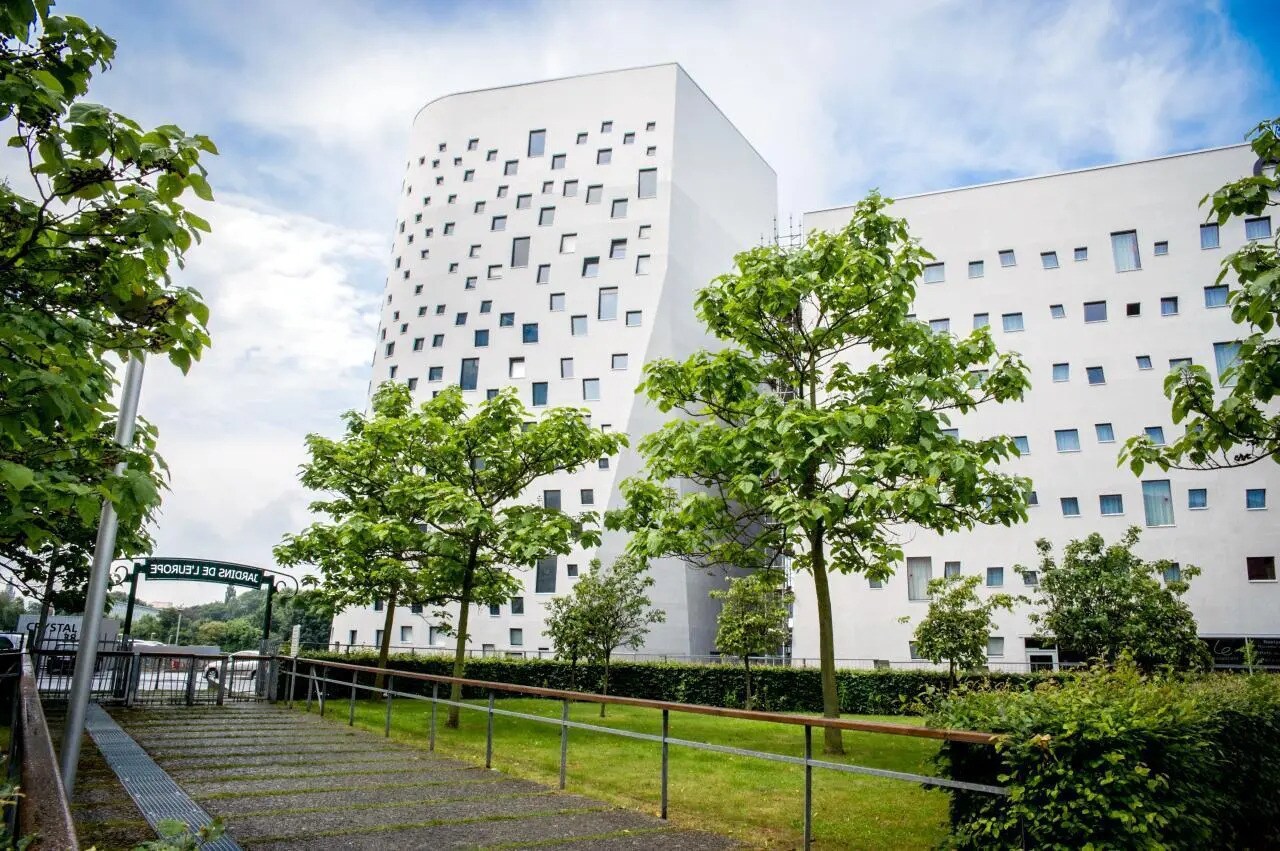 Office in La Madeleine to rent Building Photo- Image 1 of 23