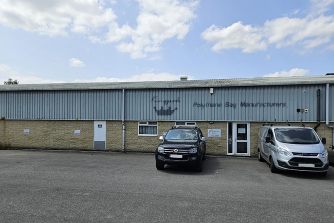 More details for Waterside, Glossop - Industrial to Rent