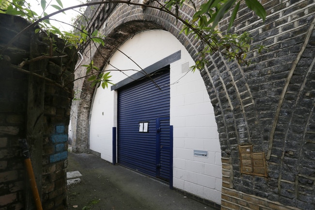 More details for 533-540 Barrington Rd, London - Light Industrial to Rent