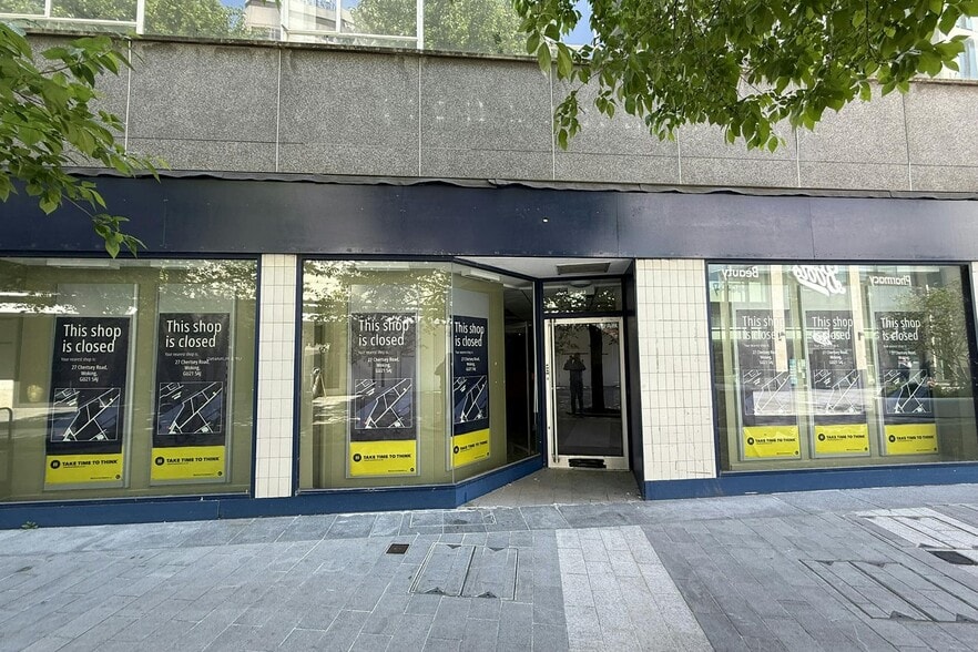 8-12 Commercial Way, Woking to rent - Building Photo - Image 2 of 2