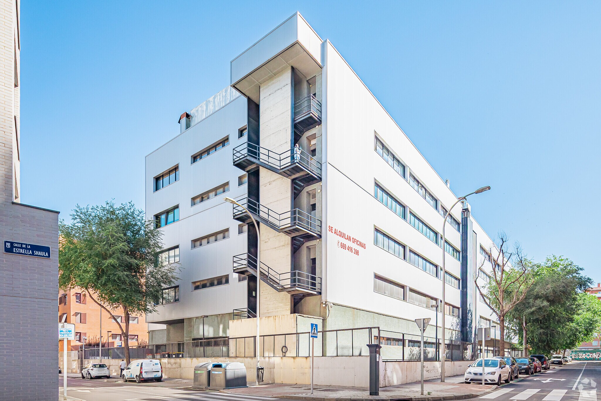 Office in Madrid, Madrid to rent Building Photo- Image 1 of 2