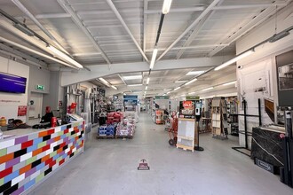 Guildford Road Trading Estate, Farnham for sale Interior Photo- Image 1 of 2