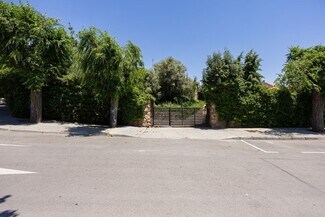 More details for Plaza de la Fuente, 3, Moraleja de Enmedio - Build-to-Rent for Sale