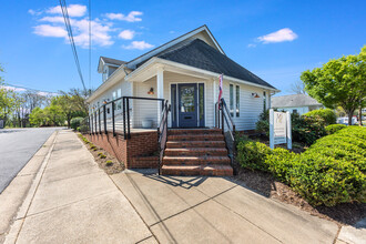 410 Pelham St, Fredericksburg, VA for rent Building Photo- Image 1 of 21