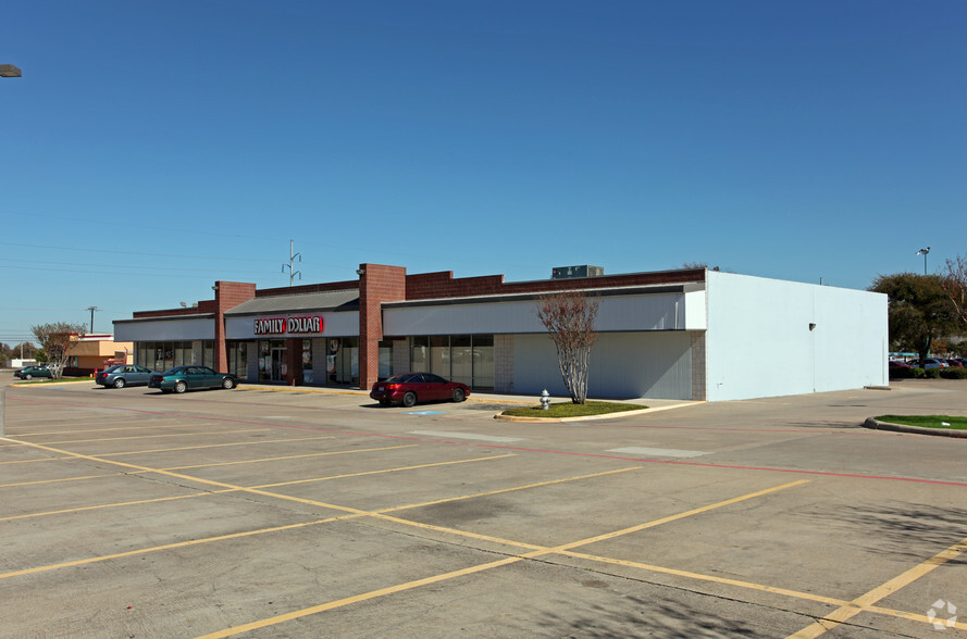 1456 Belt Line Rd, Garland, TX for rent - Building Photo - Image 2 of 3