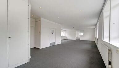 5-15 Cromer St, London to rent Interior Photo- Image 1 of 3
