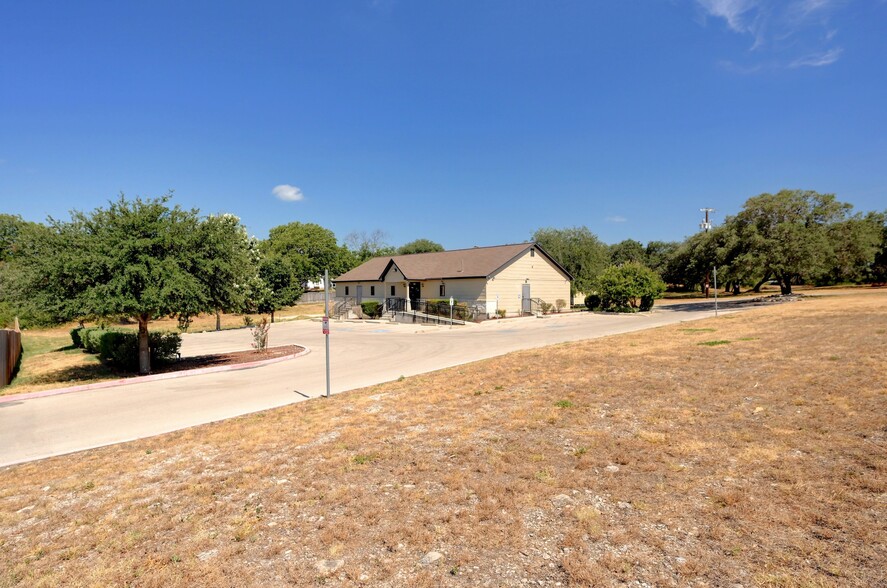 6139 Ingram Rd, San Antonio, TX for sale - Primary Photo - Image 1 of 26