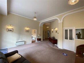 17-23 Church Hill Pl, Edinburgh for rent Interior Photo- Image 2 of 3