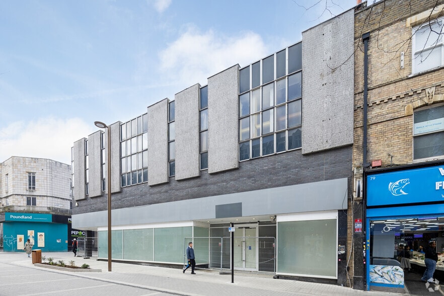 71-77 Powis St, London to rent - Building Photo - Image 3 of 12