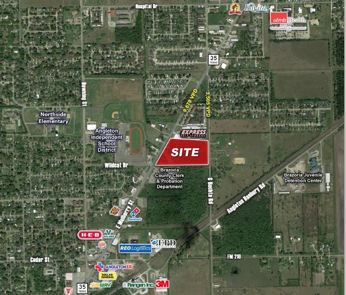 Hwy 35 & Wildcat Dr, Angleton, TX for sale - Building Photo - Image 1 of 10