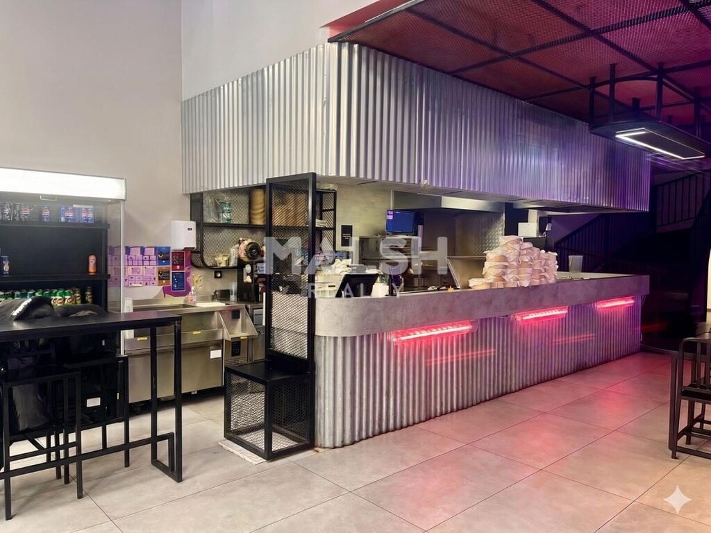 Vente Commerce 230 m² - Photo 1