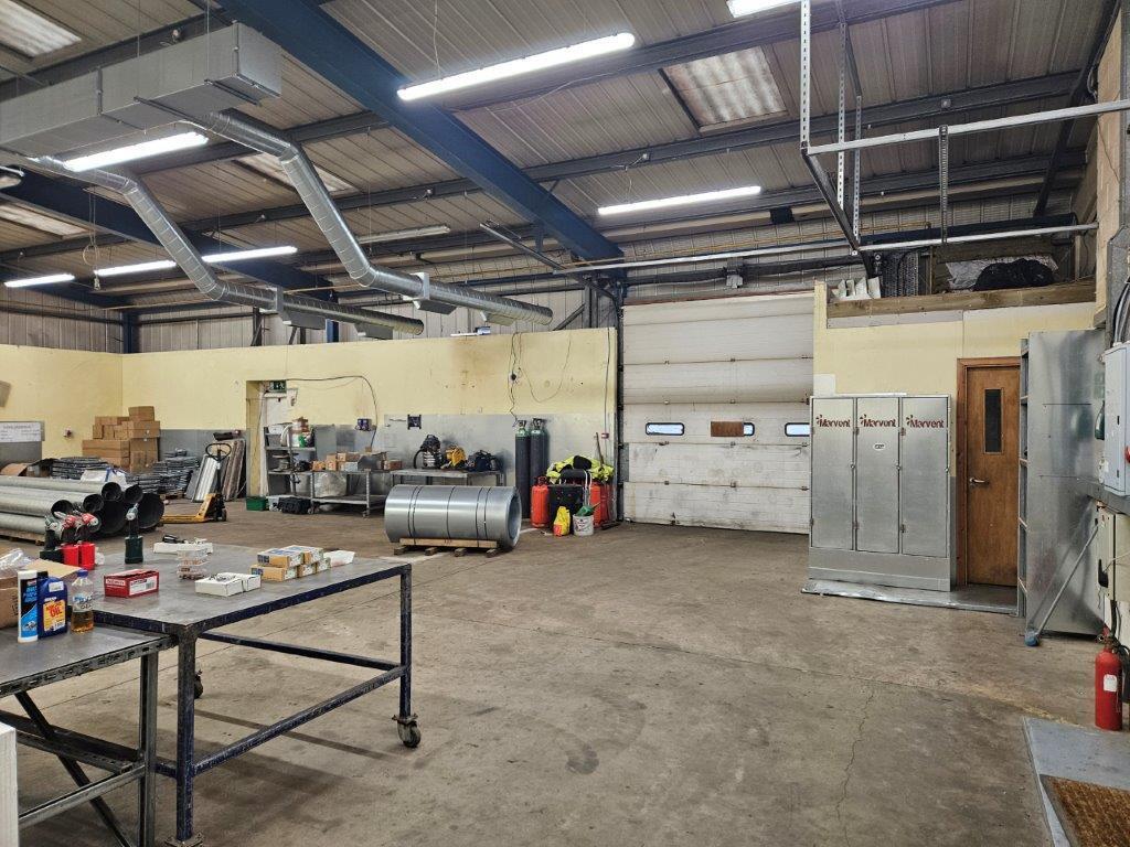 5 Crompton Rd, Glenrothes to rent Interior Photo- Image 1 of 5