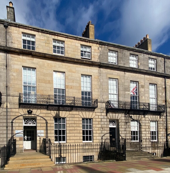 13 Melville St, Edinburgh to rent - Building Photo - Image 1 of 8