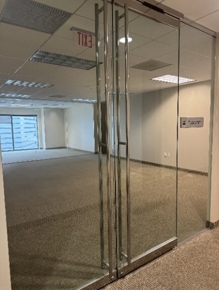 1700 Pacific Ave, Dallas, TX to rent Interior Photo- Image 1 of 7