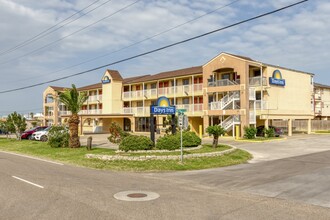 4302 Surfside Blvd, Corpus Christi, TX for sale Building Photo- Image 1 of 1