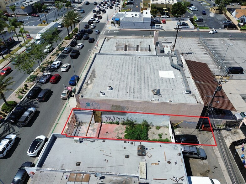 11218 Long Beach blvd, Lynwood, CA for sale - Building Photo - Image 2 of 11