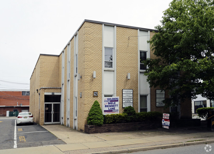 621-623 Lafayette Ave, Hawthorne, NJ for sale - Primary Photo - Image 1 of 1